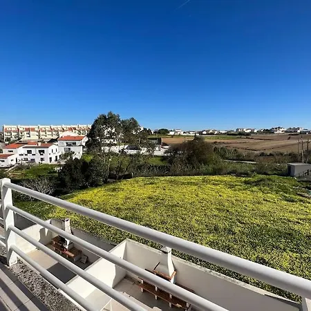 Fantastic 3 Bedroom - Peniche - Mer&surf Дом отдыха Атогиа-да-Балейя